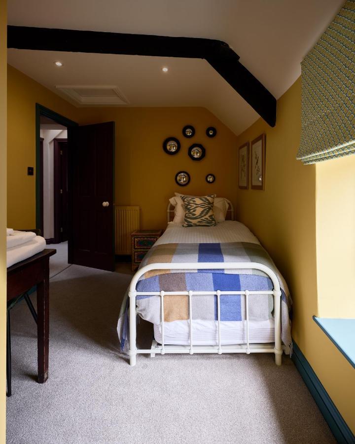 Townhouse Suites- Abbey Row Malmesbury Kültér fotó