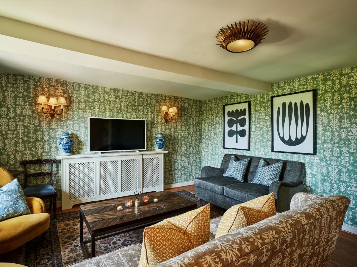 Townhouse Suites- Abbey Row Malmesbury Kültér fotó