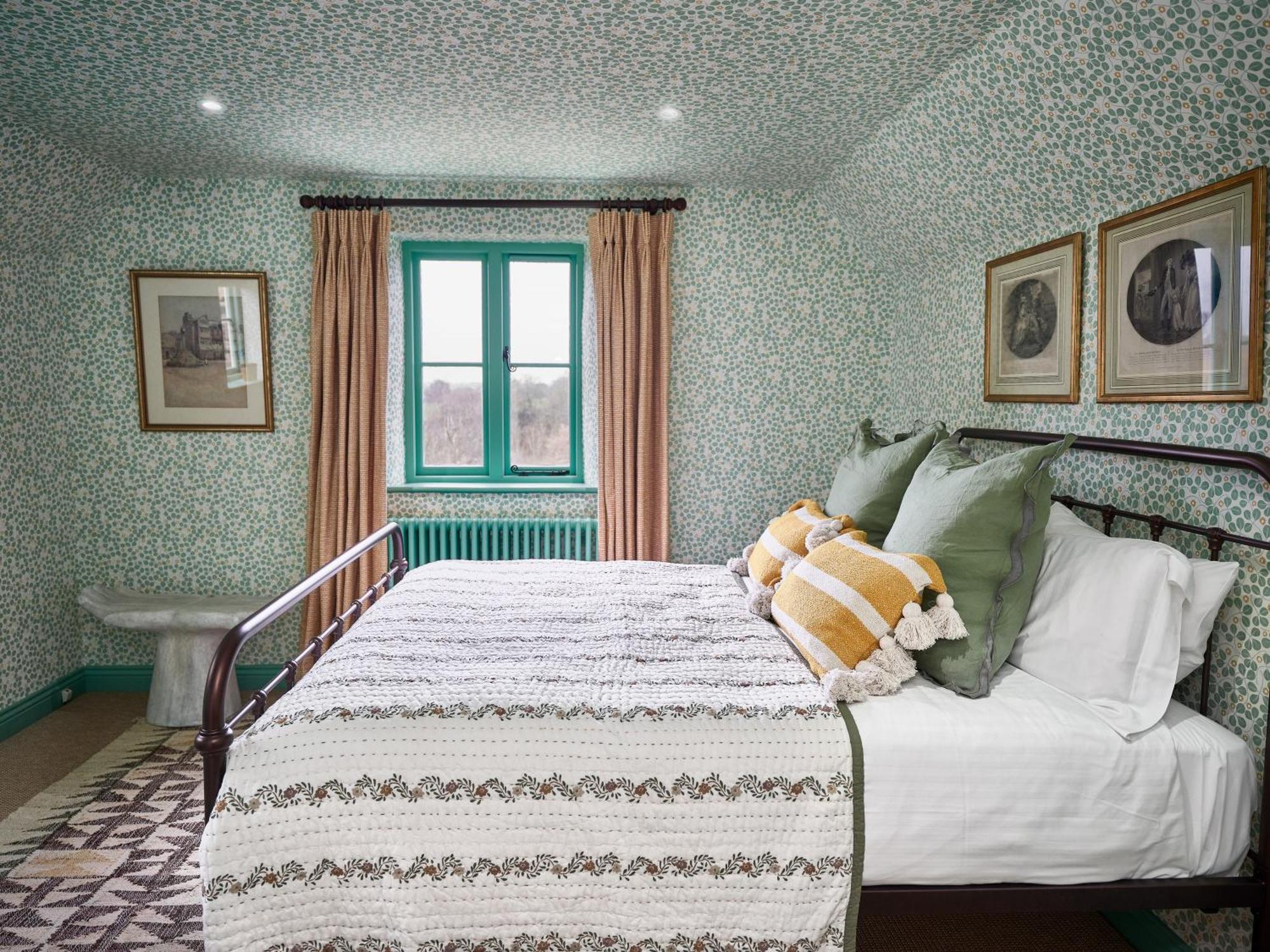 Townhouse Suites- Abbey Row Malmesbury Kültér fotó